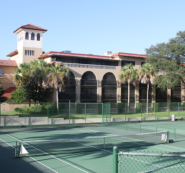 missioninnresort-thingstodo-pickleball-65b40a610de9f